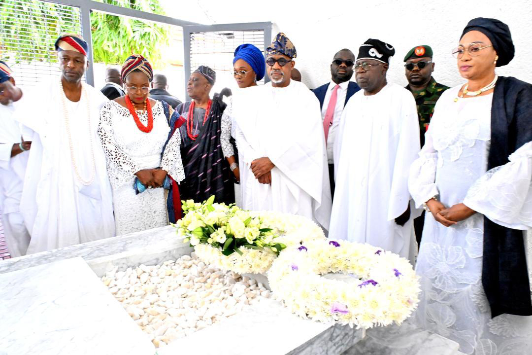 Tinubu, others eulogize Oba Adetona at 8th-day Fidau